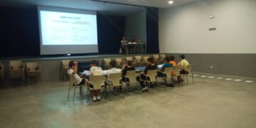 La localidad de Huerta acoge una charla sobre prevención del consumo adictivo dirigida a los jóvenes