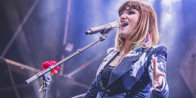 Rozalén: «Se nota la euforia de la gente, las ganas de recuperar lo perdido por parte del público y por nuestra parte»