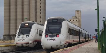 Casi 9.500 personas adquirieron en agosto en Castilla y León sus abonos gratuitos de Media Distancia