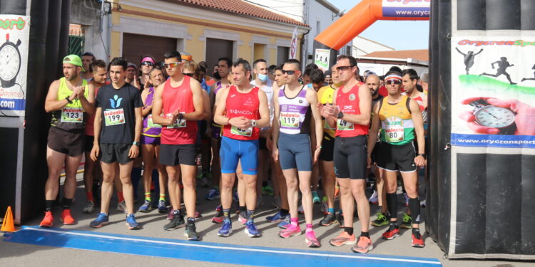 La Carrera del Roscón de Paradinas de San Juan recauda 5.000 euros para la investigación del cáncer de mama