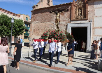 La Vera Cruz logra «in extremis» mayordomos para el Cristo de la Agonía y perpetúa así una tradición centenaria en Peñaranda