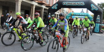 La VIII edición de la Quedada BTT reúne en Peñaranda a 200 participantes dentro de las fiestas de San Miguel Arcángel