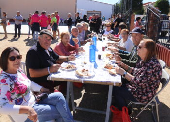 Tarazona de la Guareña reúne a más de 600 comensales en la primera degustación popular de las fiestas