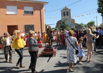 Nava de Sotrobal festejará a San Miguel con verbenas, degustaciones populares y una capea popular en «El Calvario»