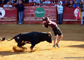 Andrea Peña Martín gana del VII concurso de fotografía taurina de la asociación Media Verónica de Macotera
