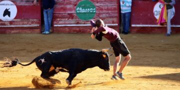 Andrea Peña Martín gana del VII concurso de fotografía taurina de la asociación Media Verónica de Macotera