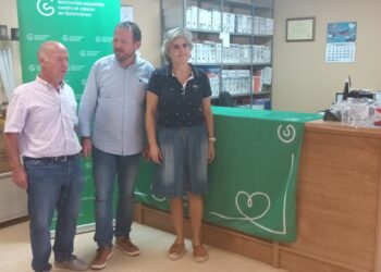 Palaciosrubios entrega la recaudación de las actividades solidarias de las fiestas a la Asociación Española Contra el Cáncer
