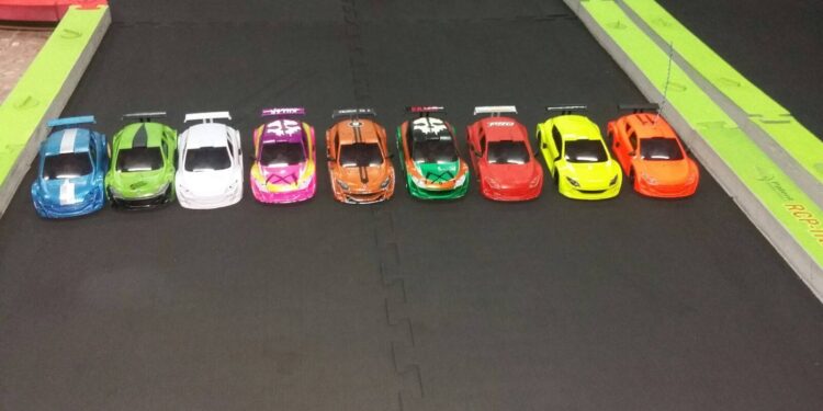 Las fiestas de San Miguel en Peñaranda incluirán la II Quedada Mini-Z que se celebrará en el pabellón del «Severiano Montero»