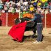 Zorita de la Frontera disfruta de su afición taurina con la lidia de vaquillas y un novillo en una tarde de sol y aplausos