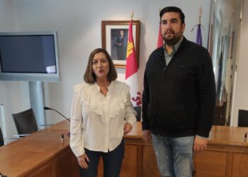 Peñaranda seguirá sin UVI móvil: «La Junta no considera que sea necesaria aquí», afirma la alcaldesa, Carmen Ávila