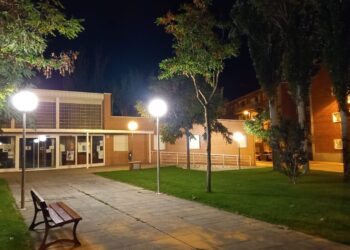 Peñaranda en Común propone reducir a la mitad el alumbrado público ante la fuerte subida de la electricidad