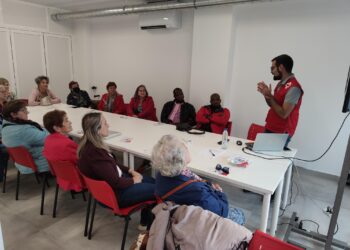 Cruz Roja ofrece en su nuevo espacio de Peñaranda una charla informativa sobre la anemia falciforme