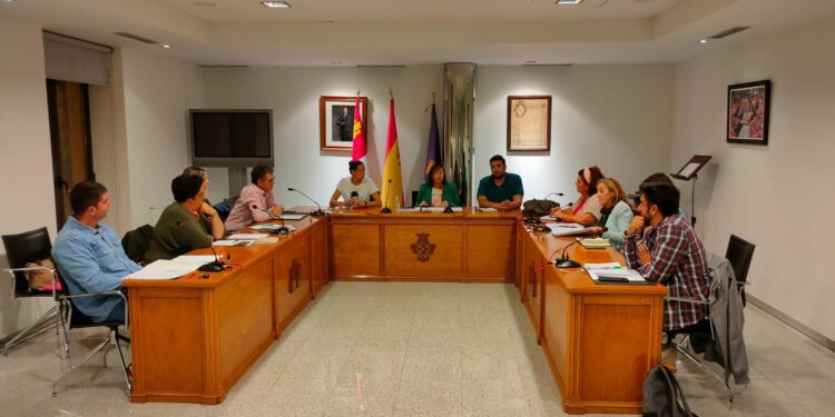 Tenso debate por la sanidad en el pleno de Peñaranda entre acusaciones de demagogia política y actitudes dictatoriales