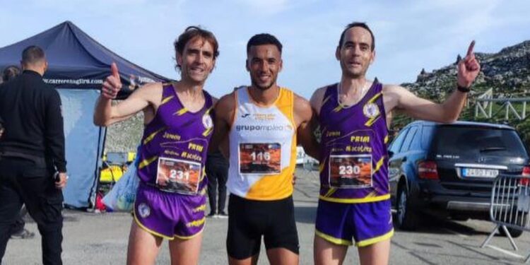 Los hermanos Bueno hacen, de nuevo, historia en el atletismo nacional con un segundo y tercer puesto en la Subida al Angliru