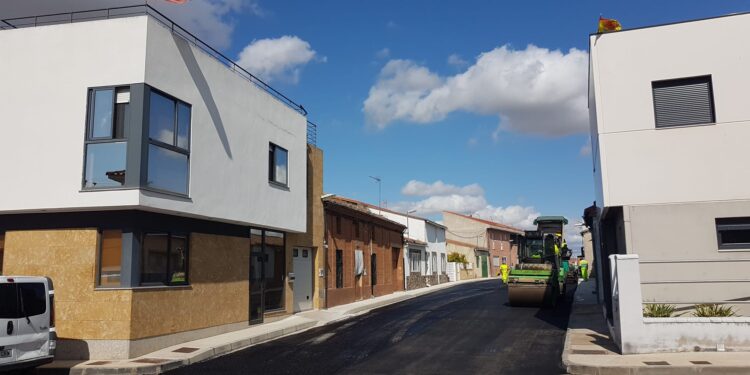 Pavimentación de calles y renovación de redes se llevan «la palma» en la comarca en los Planes Provinciales 2022-2023