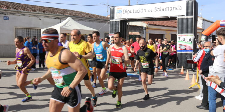 La Carrera del Roscón abre las inscripciones y prepara una gran celebración de su X aniversario en Paradinas de San Juan