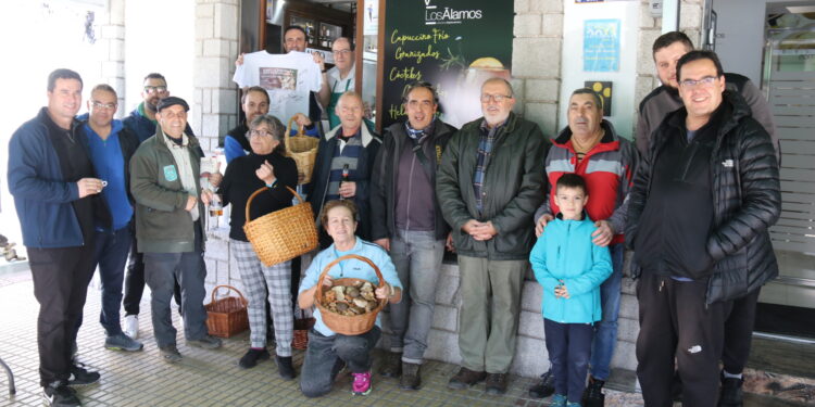 Éxito de la III Quedada Micológica de Los Álamos en Peñaranda con una sorprendente degustación como broche final