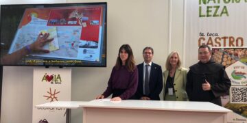 La asociación De la Cuna al Sepulcro promociona la ruta teresiana entre Ávila y Alba en la Feria de Turismo Interior INTUR