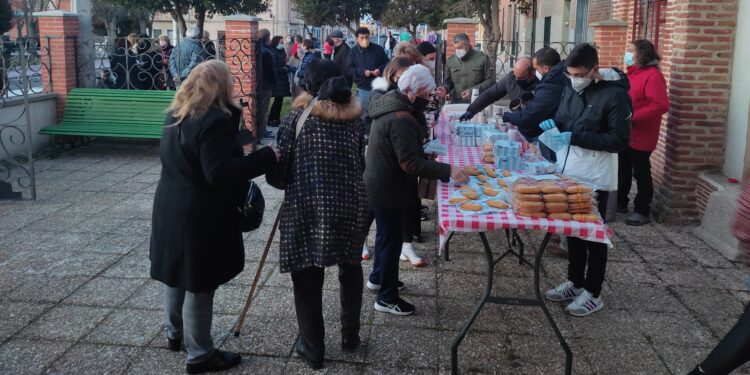 Una chocolatada recaudará donativos para las nuevas andas procesionales del Cristo del Humilladero, en Peñaranda