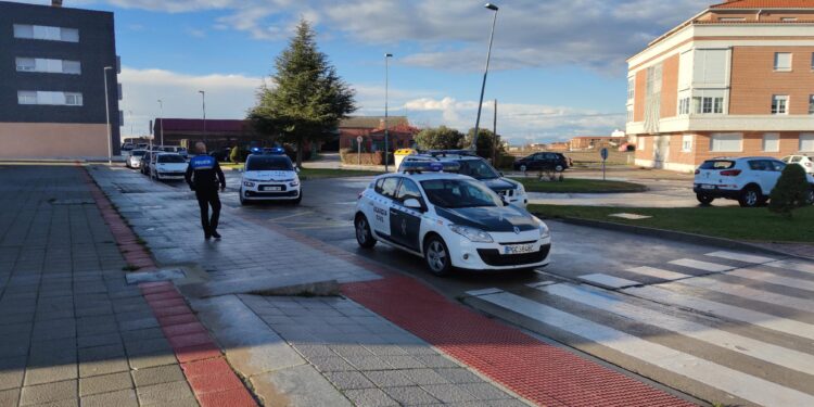 Provoca un altercado en la estación de tren de Peñaranda tras ponerse violento y amenazar con arrojar una piedra al convoy
