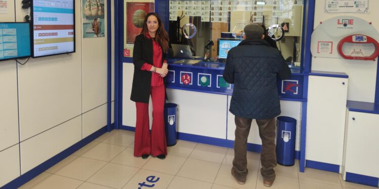 Peñaranda se conforma con las «pedreas» en la Lotería de Navidad y se queda a un sólo número de pillar el segundo premio