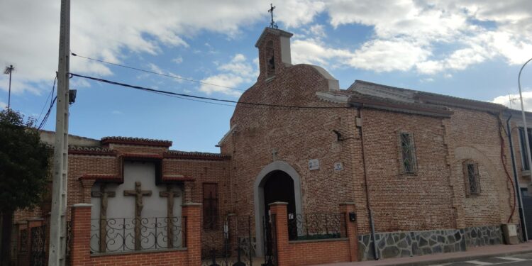 Eutimio Cuesta rescata del olvido las antiguas ermitas que existieron en Peñaranda, algunas de ellas desaparecidas