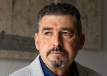 Julián Barrera: «La factura política a pagar está bastante clara: anularnos todo lo posible y buscar candidatos alternativos a los puestos que ocupamos como alcaldes o concejales»