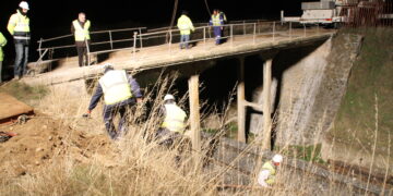 El puente «fantasma» de Cantaracillo: nueve años de promesas incumplidas y un pastor que mantiene viva la reivindicación