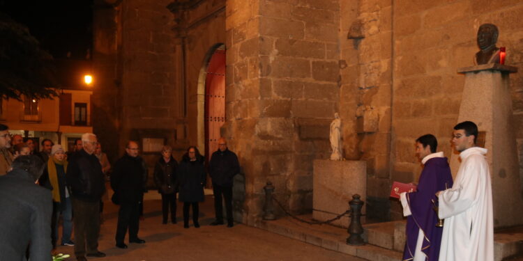 La Hermandad de Cofradías de Peñaranda recuerda a su fundador al cumplirse 55 años de su fallecimiento