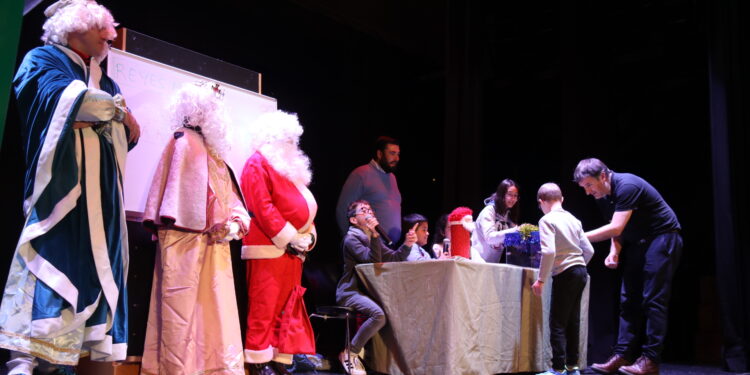 Los Reyes Magos ganan a Papá Noel en la votación de los alumnos del colegio Miguel de Unamuno, en Peñaranda