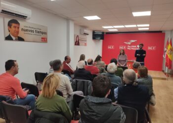 El PSOE reúne en Peñaranda a los cargos públicos de la comarca para tratar los Planes Provinciales y los Fondos Europeos