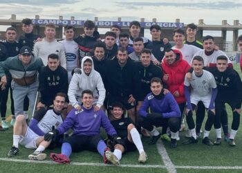 La pachanga vuelve al estadio municipal «Luis García», de Peñaranda, en una tarde gélida pero con ganas de fútbol