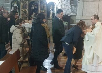 Macotera celebra su tradicional Misa del Gallo a media noche y los fieles mantienen viva la costumbre de adorar al Niño Jesús