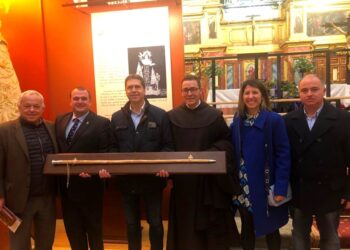 La asociación De la Cuna al Sepulcro concede el III Bordón de Plata de Santa Teresa a la Diputación de Ávila