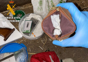 La Guardia Civil detiene en Santiago de la Puebla a un varón de 35 años tras hallar estupefacientes en una explotación ganadera