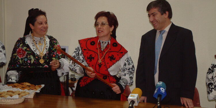 Juani Jiménez, la «alcaldesa» de Peñaranda que revalidará mandato por segunda vez en la fiesta de Santa Águeda