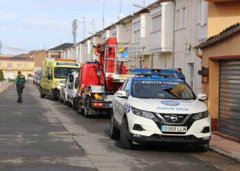 Un hombre aparece muerto en su casa de la calle Santa Teresa, de Peñaranda, e intervienen los servicios de emergencia