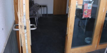 Robo en el bar del centro social de Villoria: revientan la máquina tragaperras pero dejan el embutido intacto