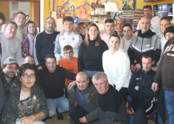 «Igualá» de los hermanos de carga de Jesús de Medinaceli en Peñaranda y su curioso sistema para afinar la altura