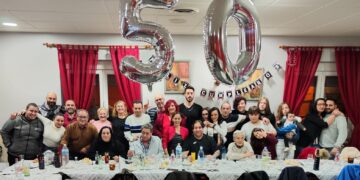 Ana Belén celebra su 50 cumpleaños en Peñaranda rodeada de toda su familia con una gran fiesta sorpresa
