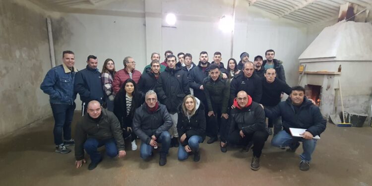 Peñaranda acoge dos nuevas «igualás» de los costaleros de los pasos de la Virgen de la Esperanza y de la Borriquilla