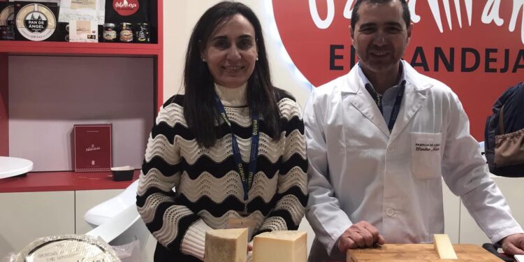 La gastromía peñarandina brilla de nuevo en Madrid Fusión con la cata y degustación de los quesos Carlos Navas