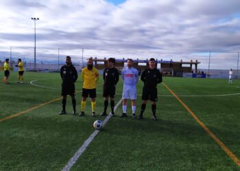 El Peñaranda cae goleado ante el Mojados en un encuentro con «lluvia» de tarjetas amarillas para ambos equipos