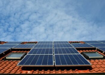 Babilafuente consigue la ayuda de fondos europeos y tendrá más de 600 paneles fotovoltaicos en edificios municipales