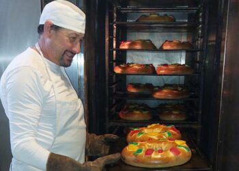 Familia Tiedra: «este año la venta del Roscón de Reyes está siendo muy buena, nos tiene desbordados»