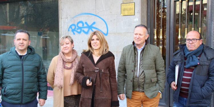 Chabela de la Torre presenta avales suficientes para que no ‘tumben’ su candidatura a presidir el PP salmantino