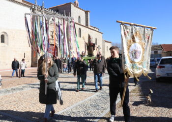 Santiago de la Puebla retoma la fiesta de San Blas con misa, procesión y romería a pie hasta la antigua ermita