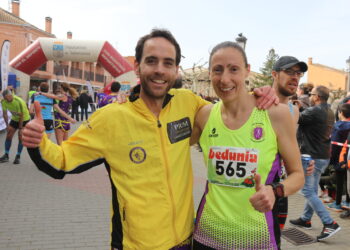 Juan Bueno y Pilar García ganan la «Carrera de las Rosquillas» en una espléndida mañana con gran ambiente en Macotera