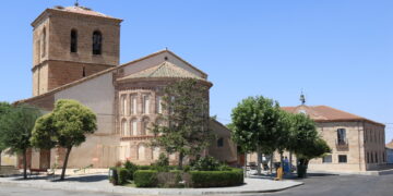 Villar de Gallimazo recibirá 95.000 euros para la restauración de la cubierta de la iglesia parroquial de San Pedro Advíncula