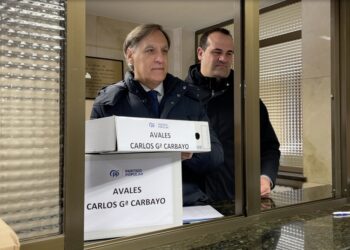 Carlos García Carbayo formaliza su precandidatura a presidir el PP de Salamanca con la entrega de 1.185 avales